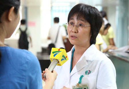 广东电视台采访我院妇科专家生秀杰博士.jpg